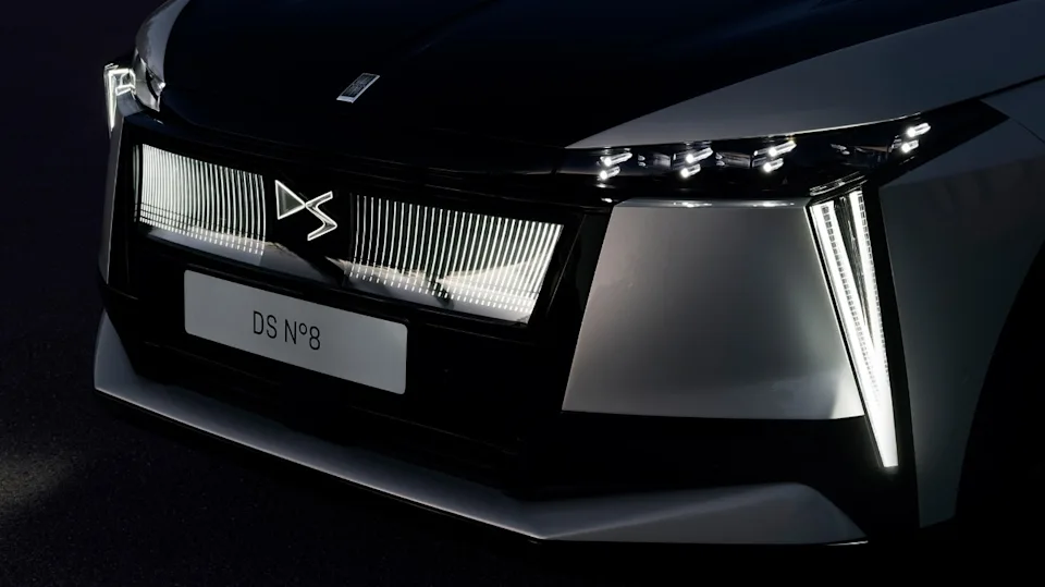 Source: https://www.dsautomobiles.se/modeller/dsn8 gallery (AEM coreimg original, 1-7-0-79-lighting-signature-gallery-16-9.jpeg) (dsautomobiles.se, Wismo Automotive AB, Swedish importer) — OEM image. Run: 2026-10-07