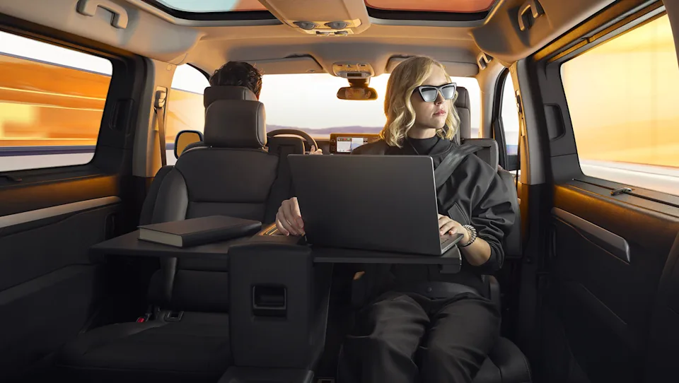 Peugeot Traveller – bild 2