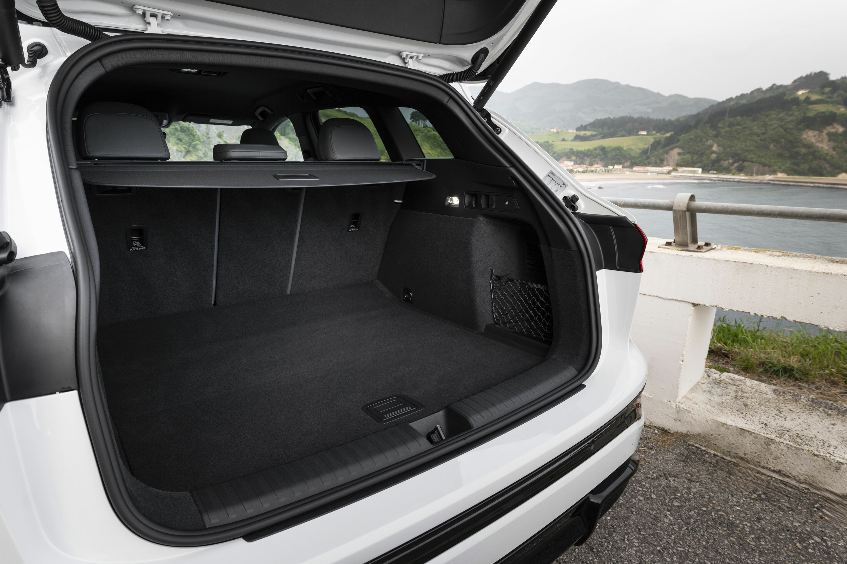 Audi Q6 e-tron – bild 5