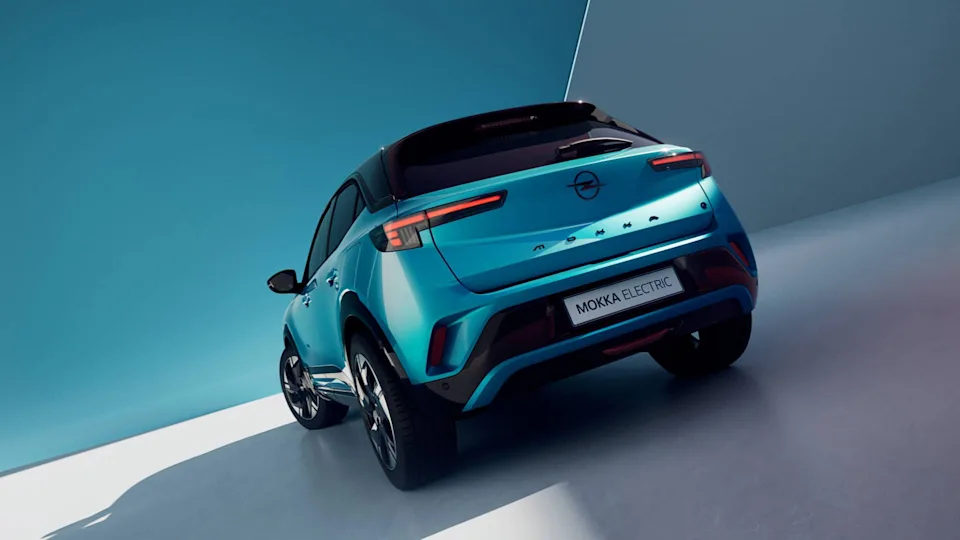 Source: https://assets.stellantis.com/is/image/stellantis/Opel_Mokka_Scrollytelling_desktop_276 — frame of the scrollytelling sequence embedded on opel.se/personbilar/mokka (Stellantis DAM; opel.se Wismo, team-cleared 2026-10-05). Run: 2026-10-07