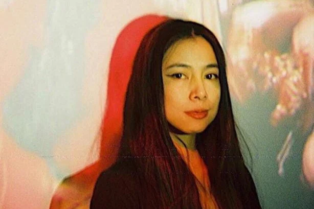 Outsiders: dispari w/ Hà Thúy Hằng