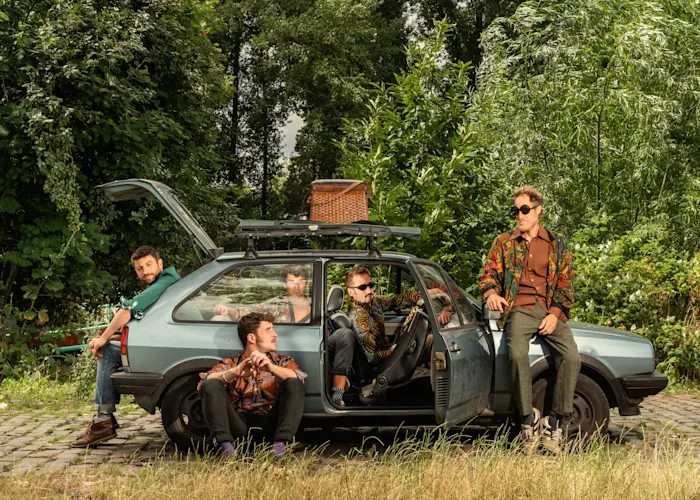 Outsiders: All Things Sdban w/ Azmari