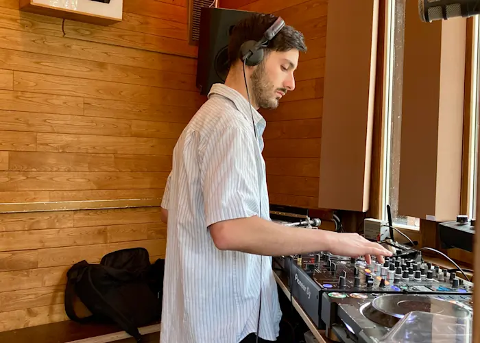 GAY HAZE w/ Fais Le Beau