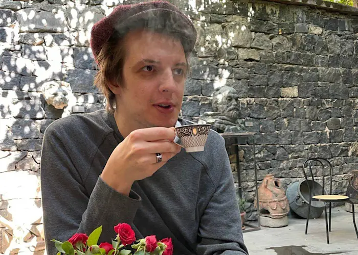 Outsiders: That's A Steal! w/ World Music Geek