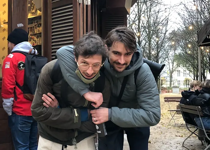 Undo Seat Belts w/ Mogui & Tele Talks