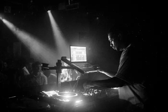 Outsiders: Ashes57 | Teklife Records w/ DJ Jalen - DJ Rashad Tribute