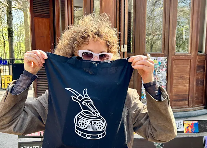 NiXiE invites Jambes