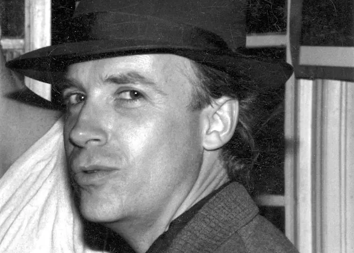 Outsiders: Abstrakce Records w/ Joni Kosmos & Gamelán Psíquico