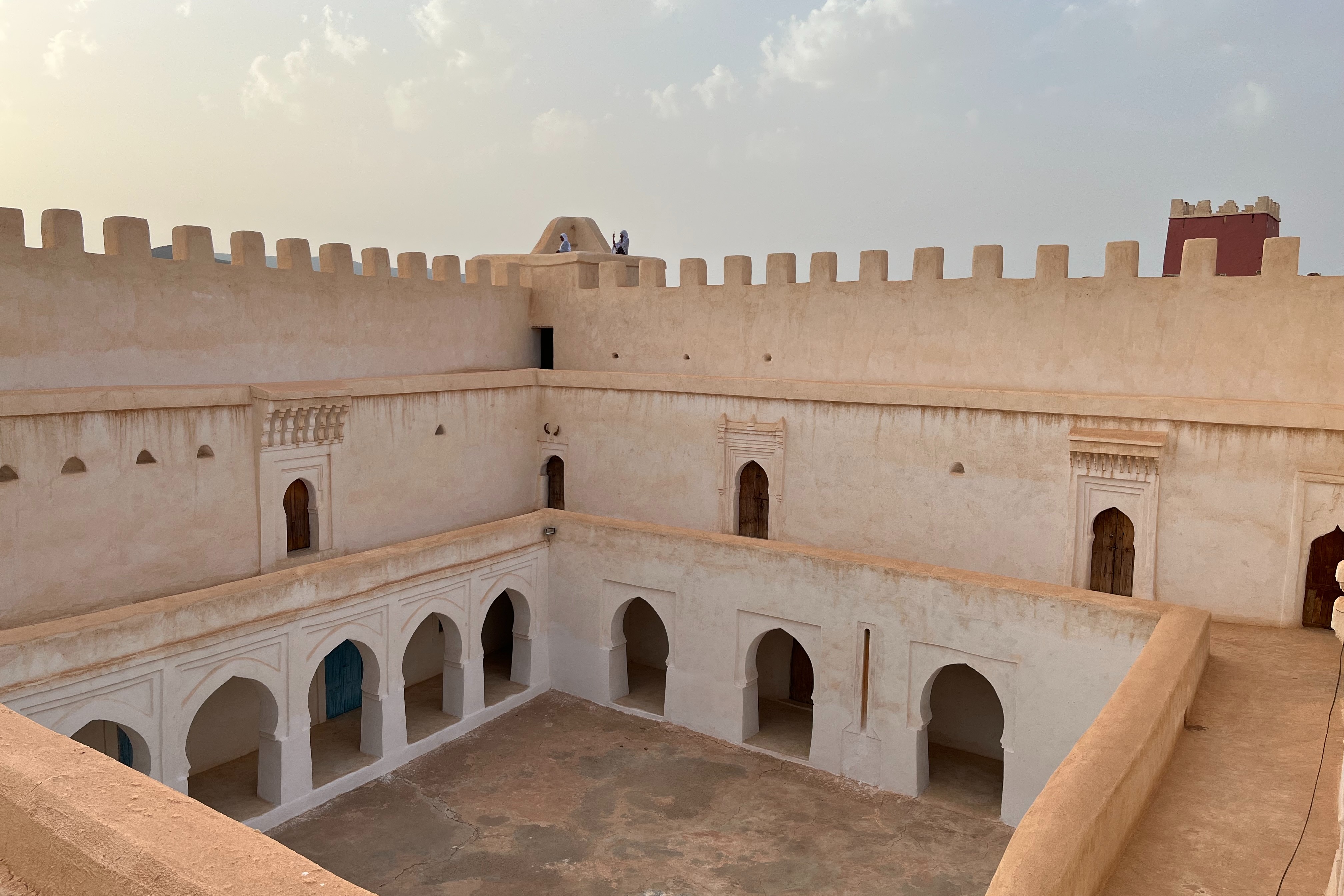 Outsiders: Kanal w/ Morad Montazami