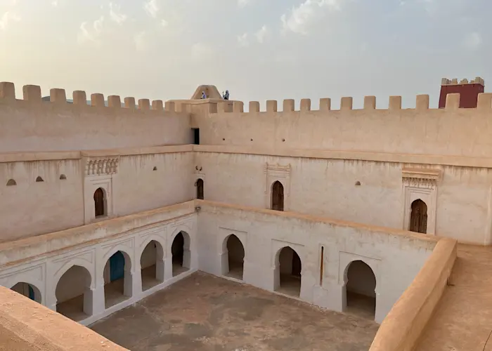 Outsiders: Kanal w/ Morad Montazami