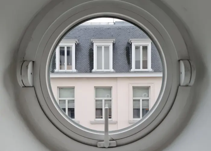 Outsiders: La Monnaie