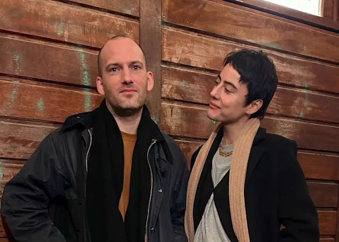 Emily Jeanne b2b Carrier