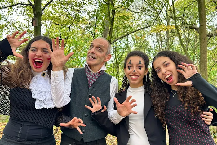 Komakino & the Zombi Family