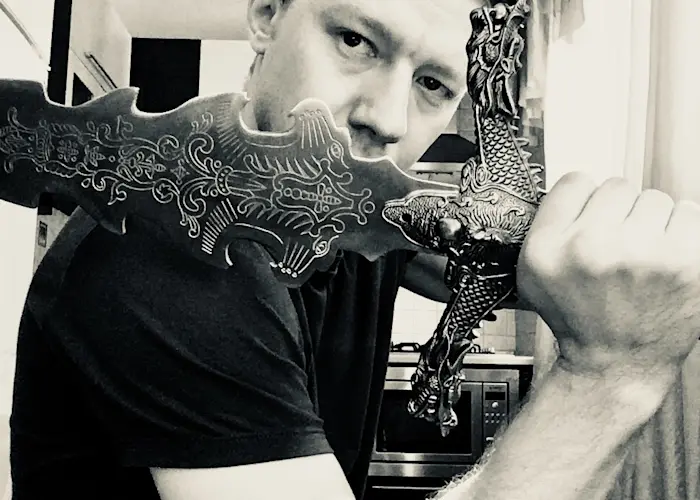 Outsiders: Low Budget Family w/ DJ Cat