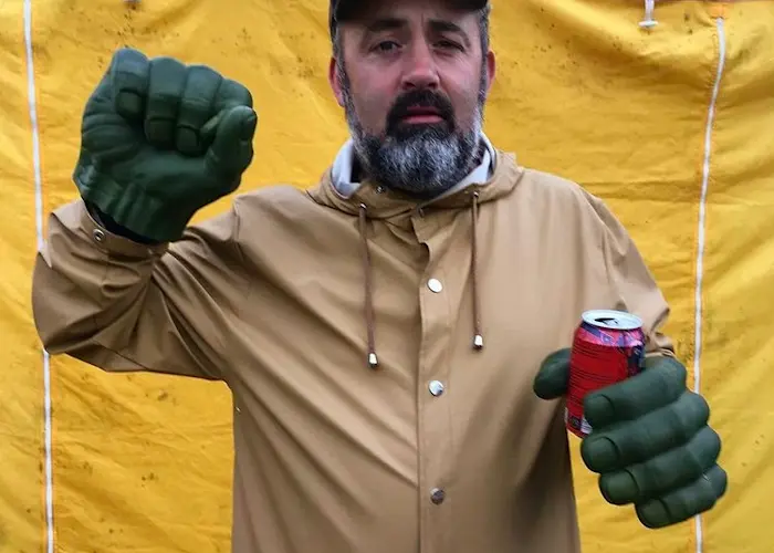 Outsiders: Songs Of Insolence w/ Andy Votel