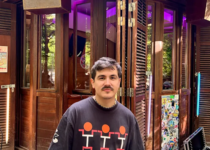 Noannaos w/ Nick Léon