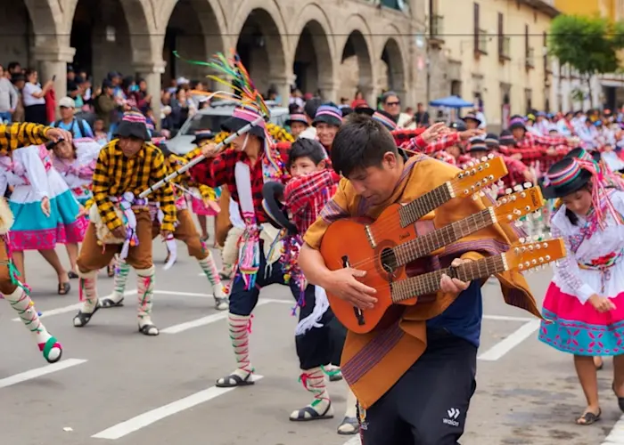 Outsiders: Foggy Hex w/ Minaya: Las Aguditas Special