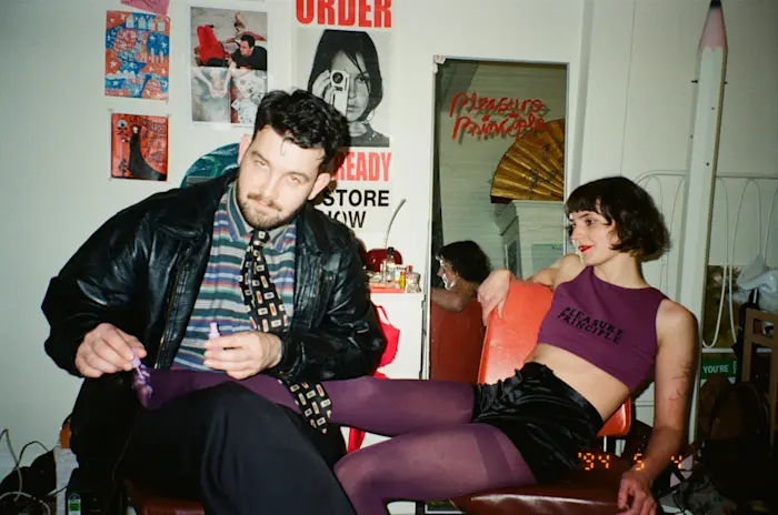 Outsiders: Honey Trap w/ Pleasure Principle