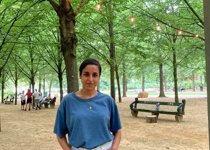 Undo Seat Belts w/ Little Miss Freedman