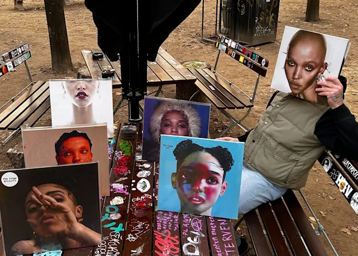 It's Never Too Late To Stan: FKA twigs w/ Fake Moss