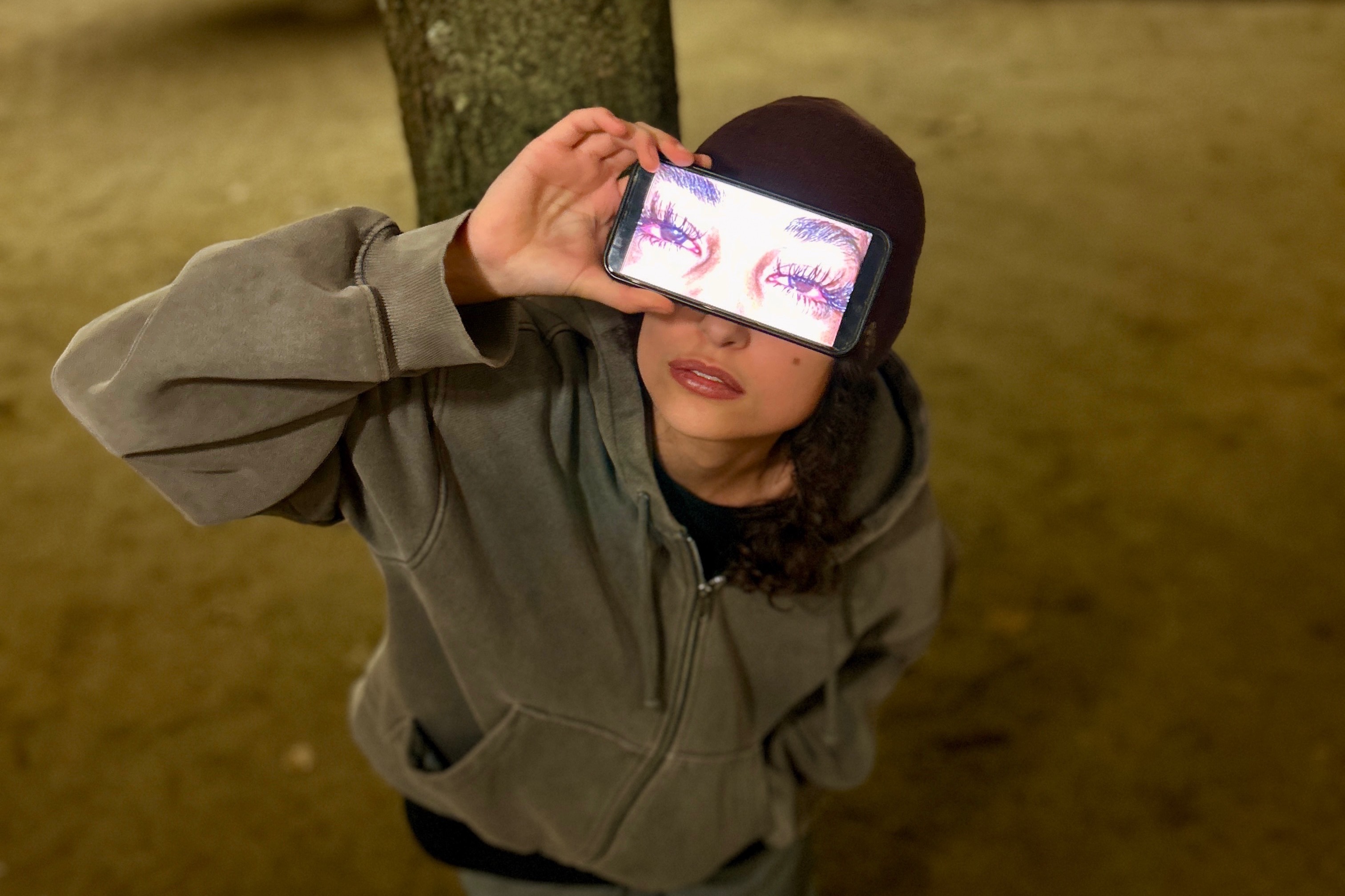 ZAZA PLUGG w/ iced lattina