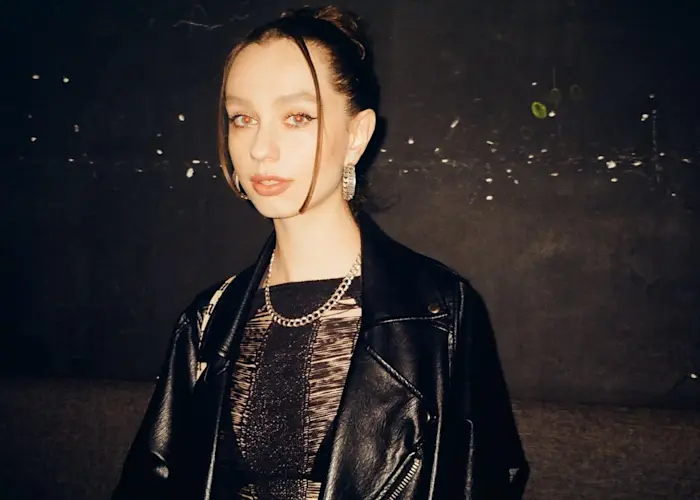 Outsiders: Gravity Network w/ domizako
