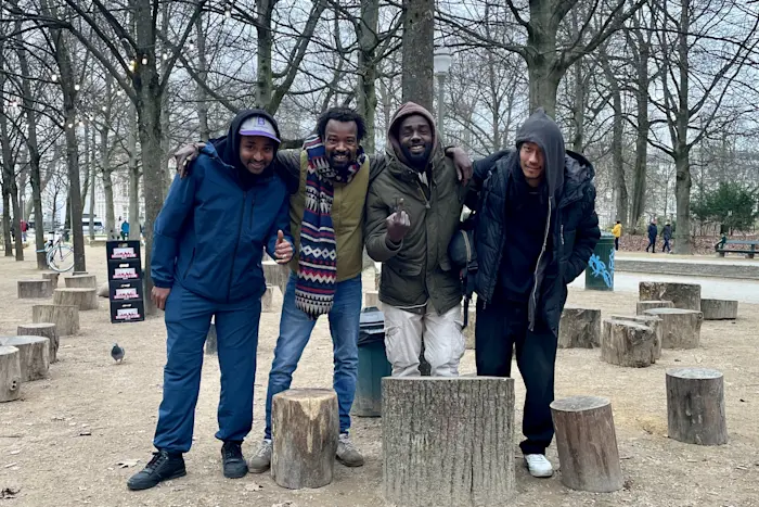 Allee du Kaai w/ Warm Bed Crew