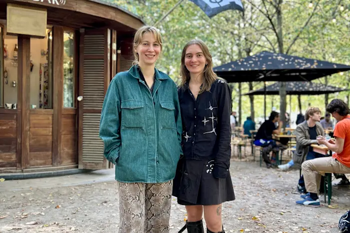 Pilar w/ Katya Shirshkova & Astrid De Sterck