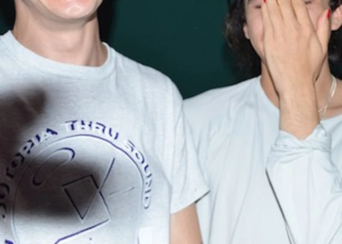 Outsiders: Mannequin Records w/ Giant Swan