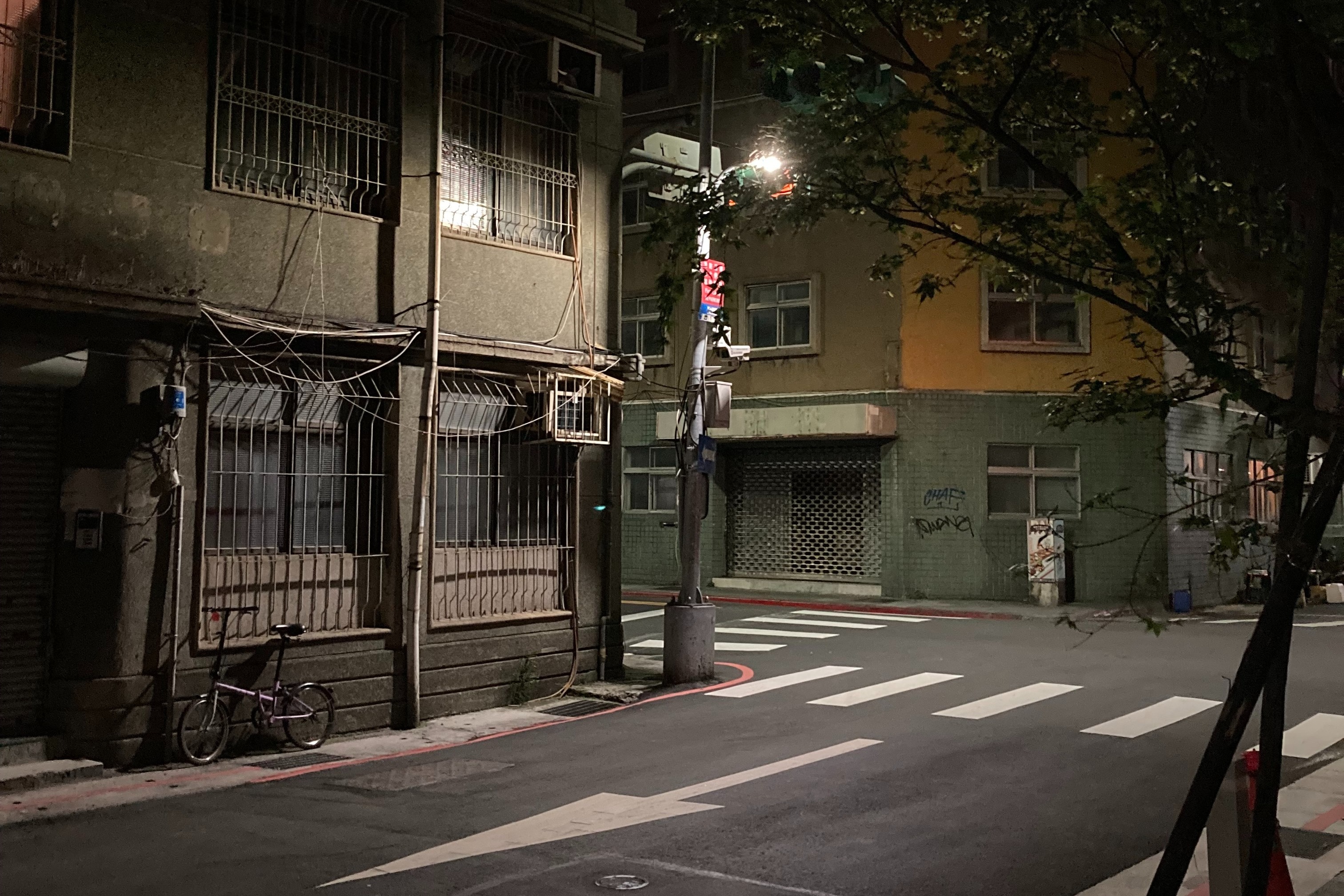 Outsiders: dispari w/ Toumingren, Umbra & yuy