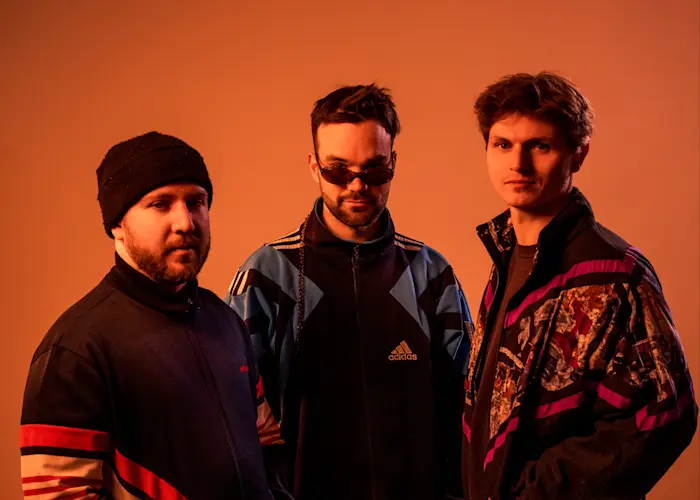 Outsiders: All Things Sdban w/ KAU