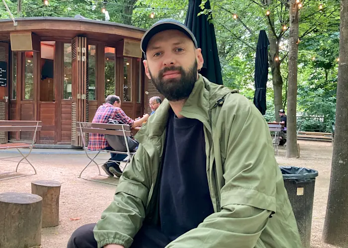 EXPANDED AUDIO RESISTANCE w/ Weird Dust