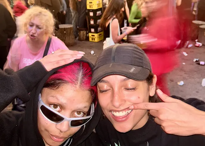 ZAZA PLUGG w/ TiZi & iced lattina