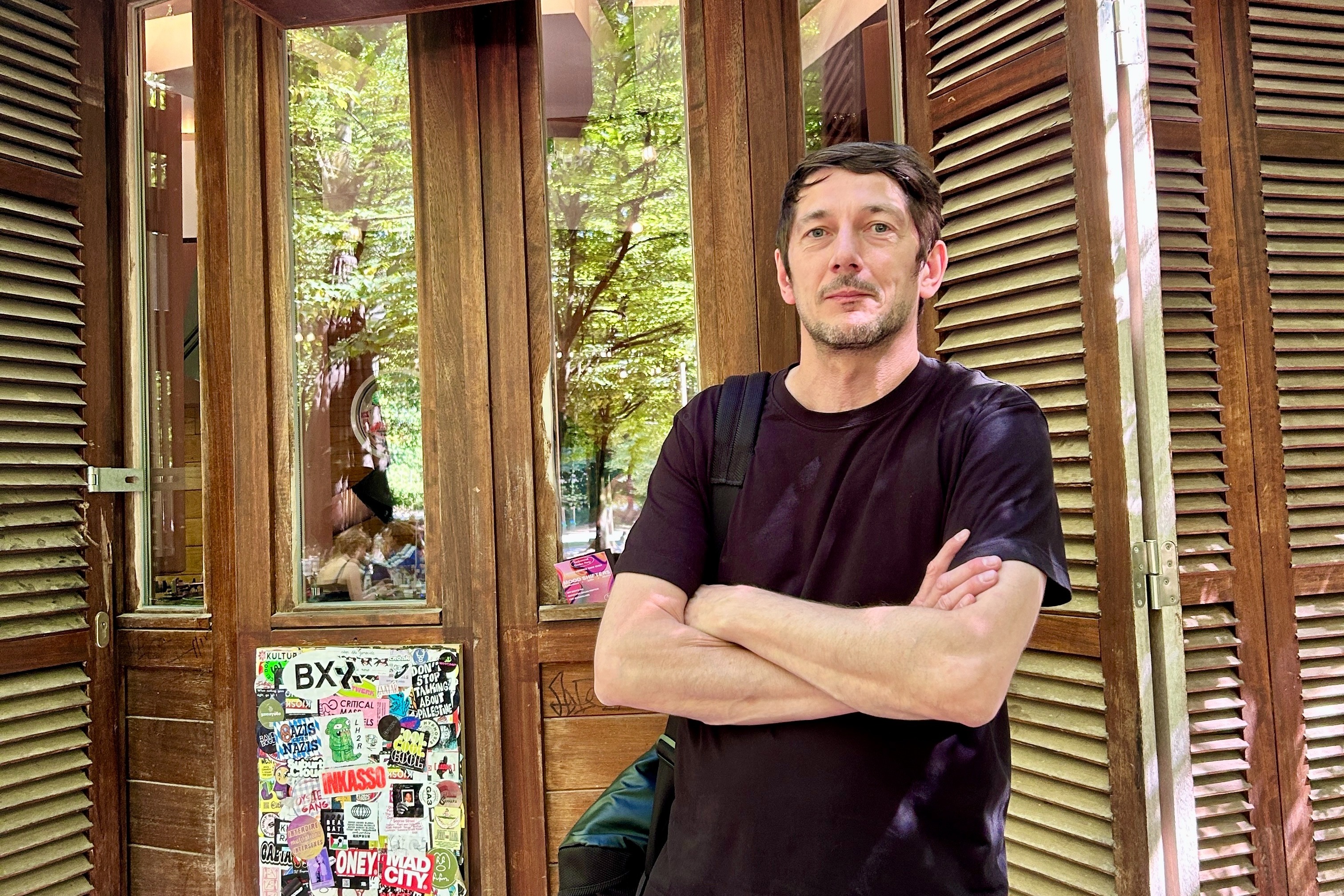 Universal Exports w/ Yves De Mey