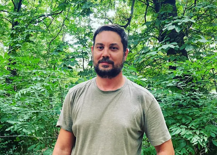 Nervous Tribe w/ Plug Head