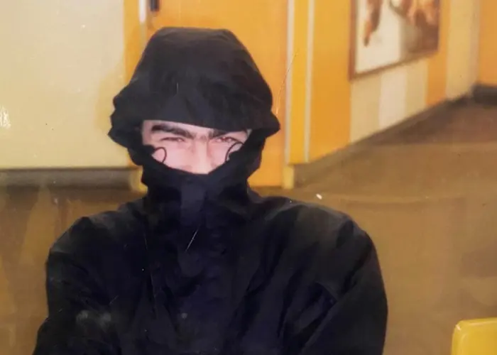 Outsiders: Teenage Menopause w/ Claude Blimey