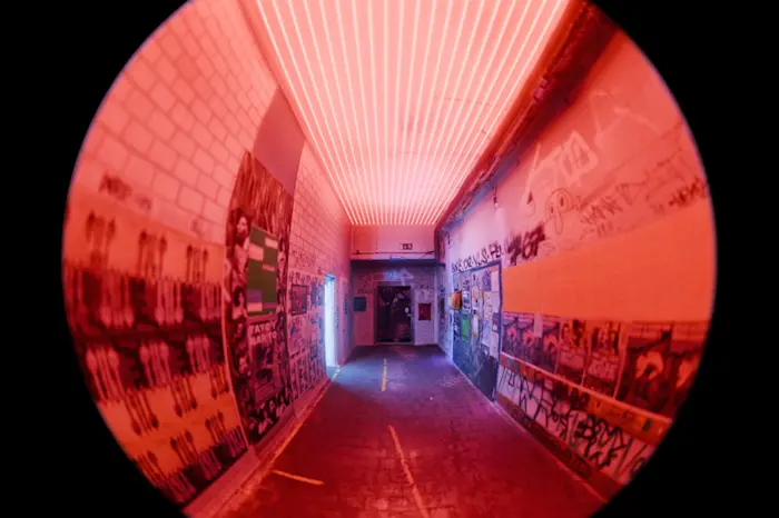 Outsiders: Zentralwäscherei w/ IX4M (live)