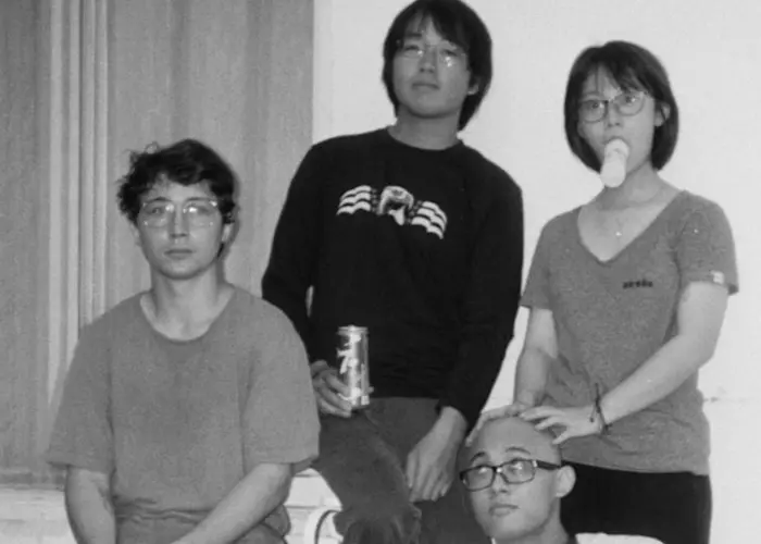 Outsiders: Rắn Cạp Đuôi Collective