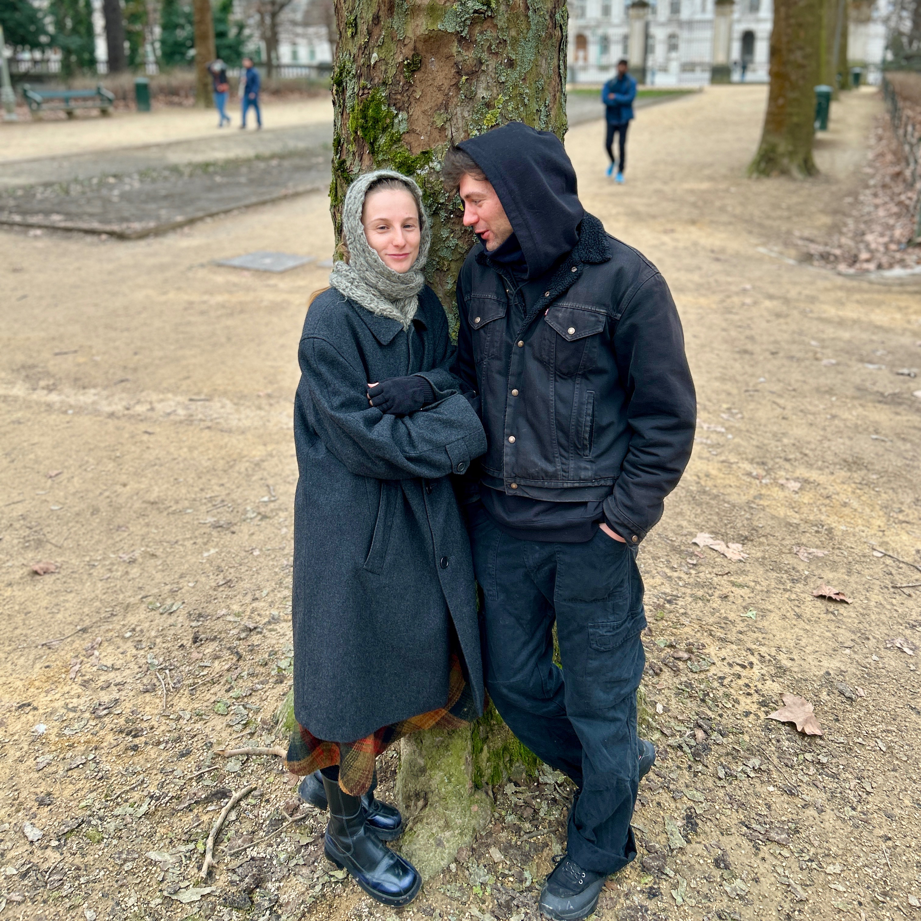  UNBURDENED BONES w/ Maan Methven & Victor Goemaere