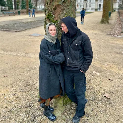  UNBURDENED BONES w/ Maan Methven & Victor Goemaere