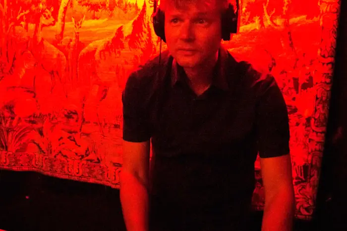 Outsiders: Sähkö Recordings w/ Tommi Grönlund