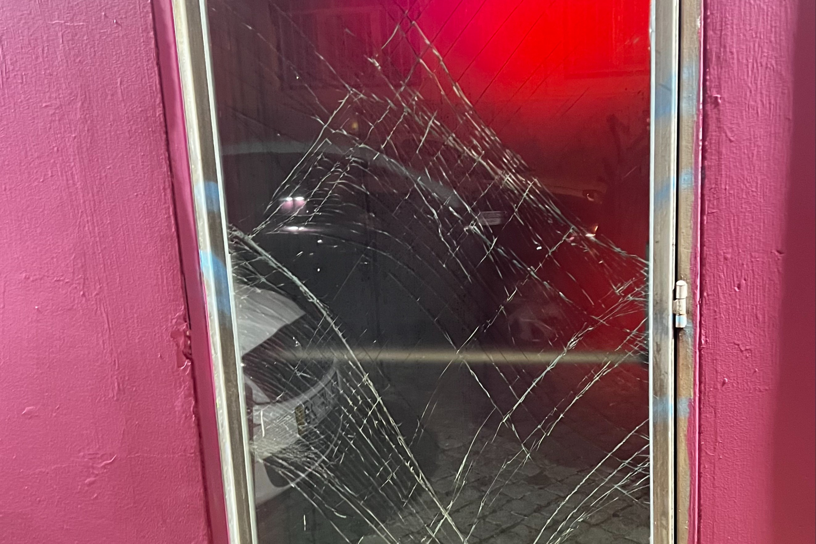 Outsiders: surf w/ sa🎀ra & usof