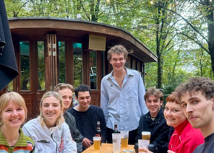 Het Bos w/ Alec Antoine