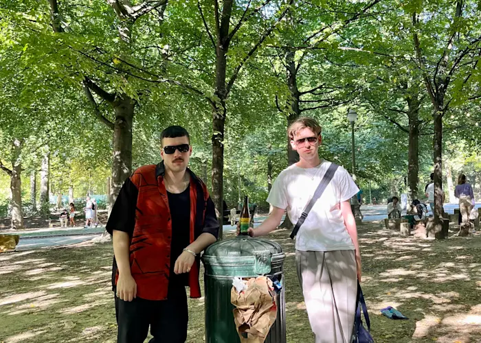 Kontakt w/ Jente Waerzeggers & Aroh