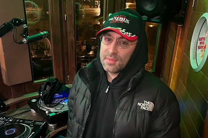 20CONTRE1 w/ Von Bikräv