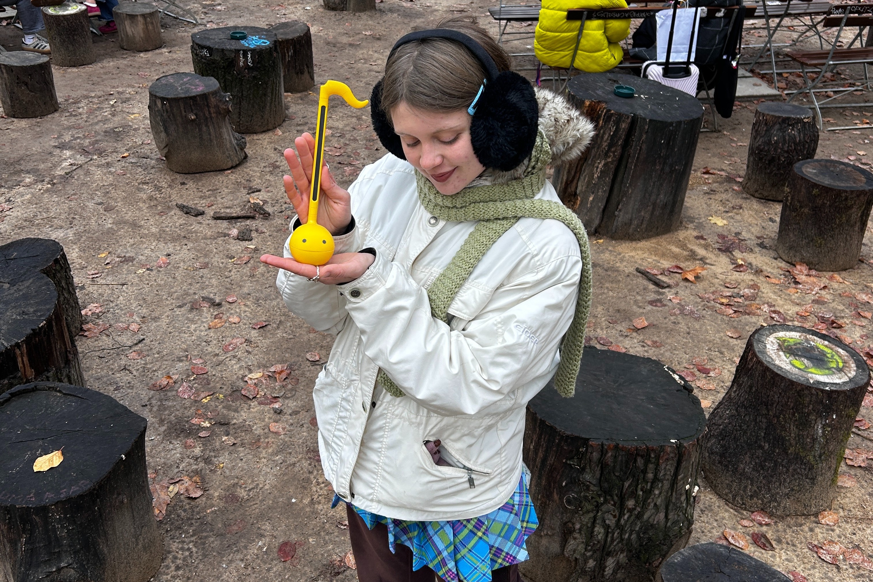  100% robot music w/ luluskopi