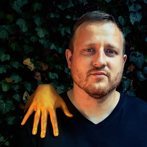 Outsiders: Ashes57 | Teklife Records w/ Frenquency