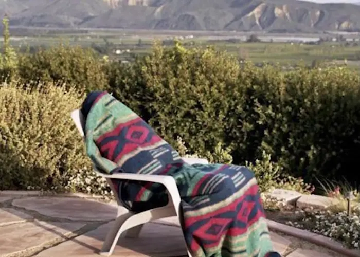 Outsiders: Invisible City w/ Cam H