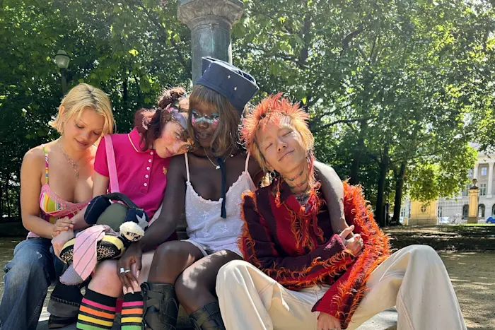 la maison de lilo w/ haolin, maïra & leïla alice