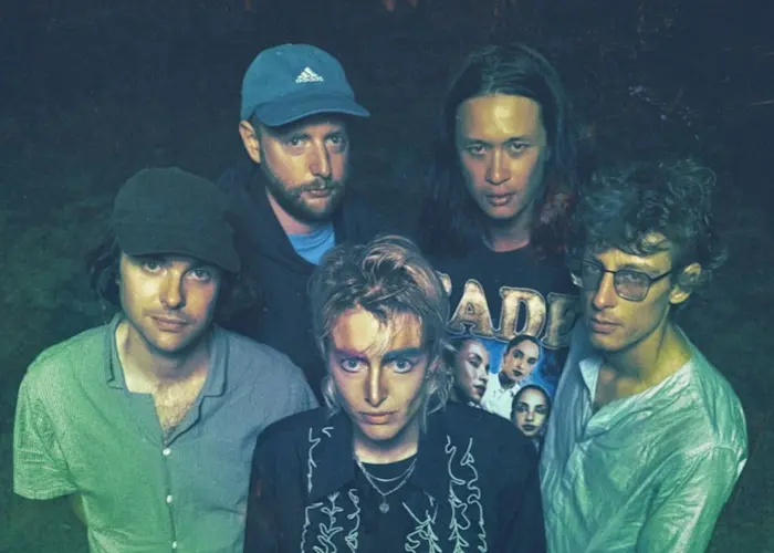 Outsiders: Bongo Joe Records w/ Viragezero